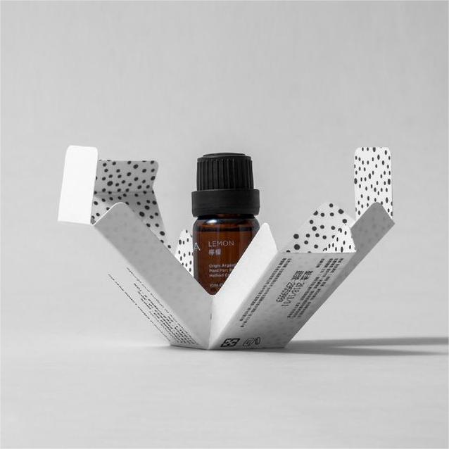 What is the Best Way to Package Essential Oil for Gifts