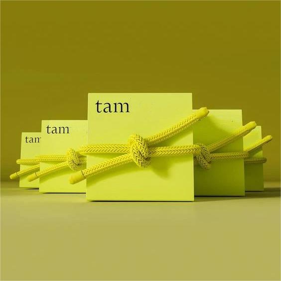 Come ridipingere una scatola di profumi Guida alle idee creative e alle forniture